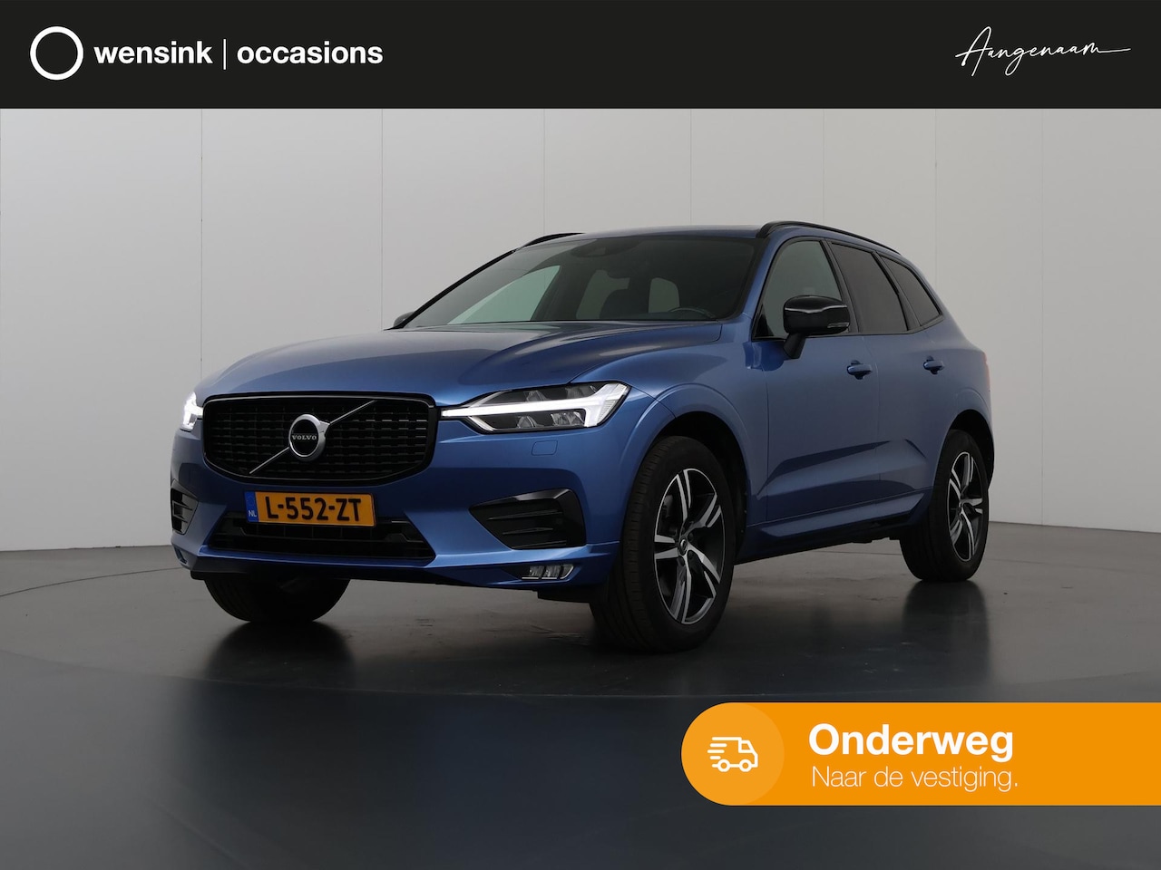 Volvo XC60 - 2.0 B4 R-Design | Trekhaak | Panoramadak | Harman-Kardon | Navigatie | DAB+ | Parkeercamer - AutoWereld.nl