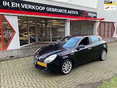 Alfa Romeo Giulietta - 1.6 JTDm Distinctive - Xenon - Carplay