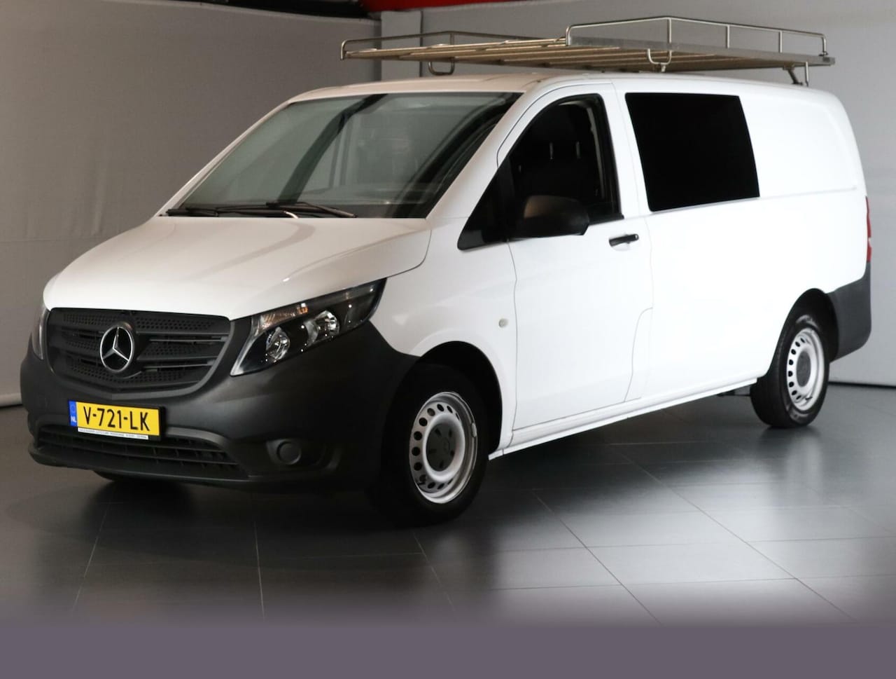 Mercedes-Benz Vito - Bestel 109 CDI Lang DC Comfort - AutoWereld.nl