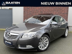 Opel Insignia - 2.0 T Cosmo 220PK|Uniek|Schuifdak|Automaat|Xenon|Navi|Trekhaak