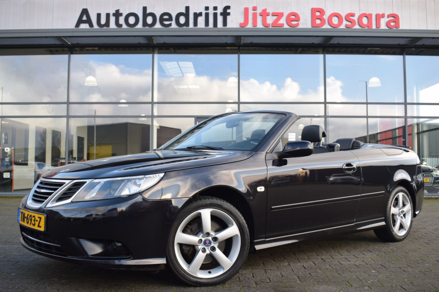 Saab 9-3 Cabrio - 1.8t 150pk Automaat Vector Zwart Leder | ECC | 17 Inch LMV | Sportstoelen | Stoelverwarmin - AutoWereld.nl