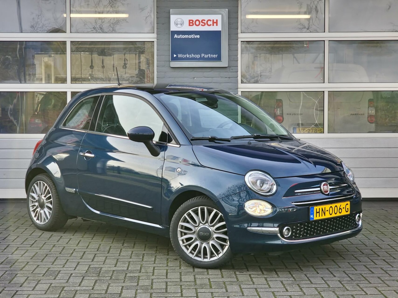 Fiat 500 - 0.9 TwinAir Turbo Lounge|Automaat|Panodak|LM|PDC|Navi|Carplay| - AutoWereld.nl