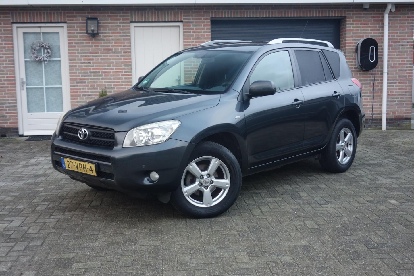 Toyota RAV4 - 2.2 D4-D Sol grijs kenteken - AutoWereld.nl