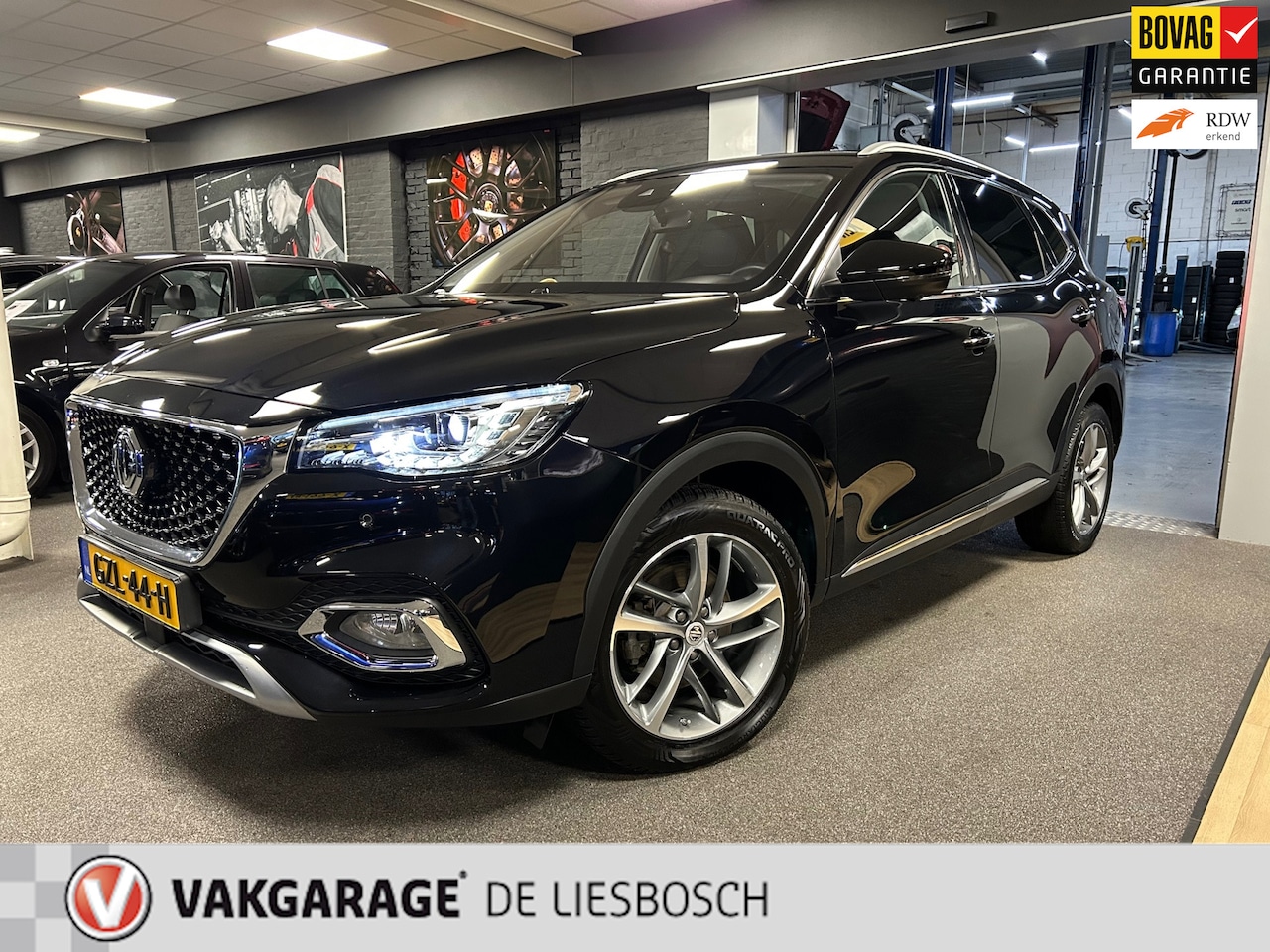 MG EHS - 1.5 TGDI Luxury 1.5 TGDI Luxury,pano,leer,navi,camera,stoel verw,vol opties, - AutoWereld.nl