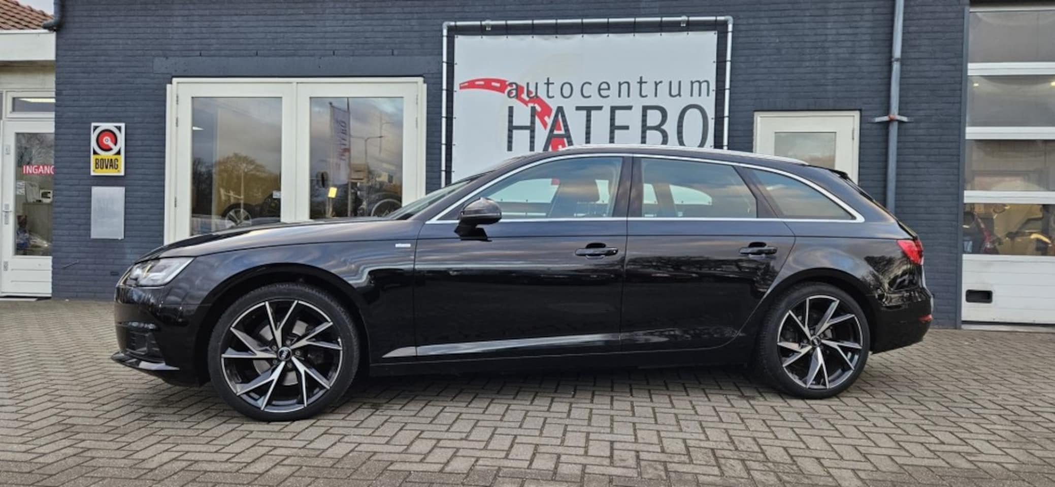 Audi A4 - 1.4 TFSI Sport S-Tronic Virtual Navi ADCR PDC Climate 19LM - AutoWereld.nl