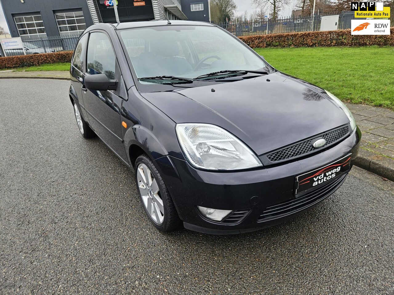 Ford Fiesta - 1.3 Futura airco nieuwe apk - AutoWereld.nl