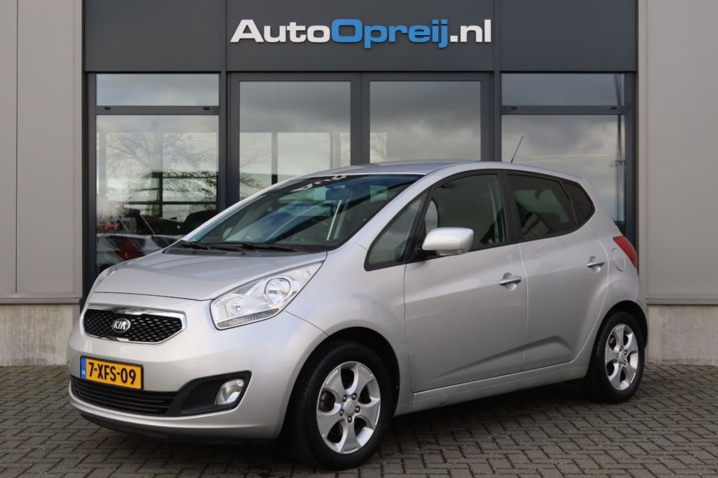 Kia Venga - 1.6 CVVT 125pk Super Pack NAVI, Camera, Trekhaak, PDC, 1e eigena - AutoWereld.nl