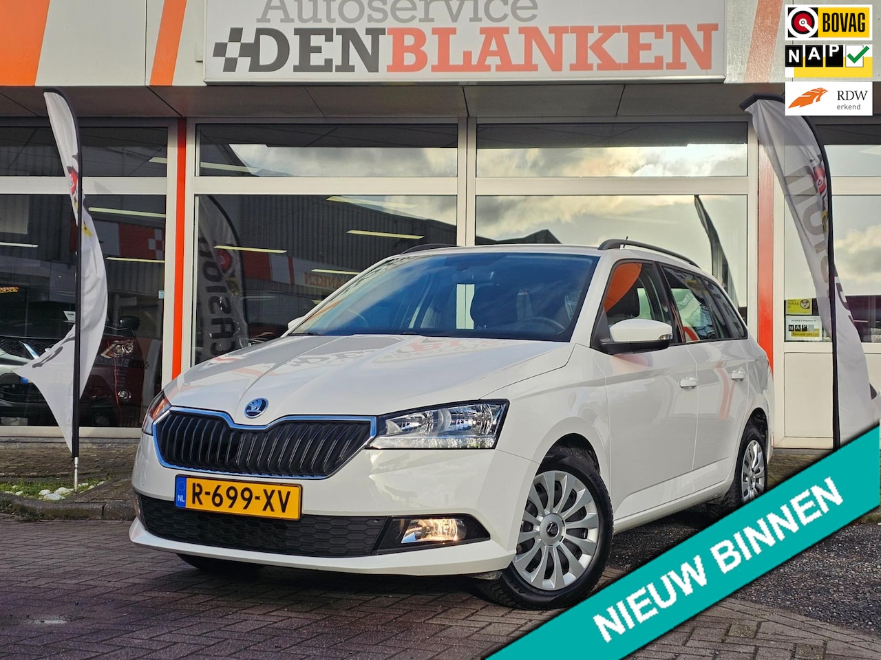 Skoda Fabia Combi - 1.0 TSI Ambition BJ.2023 / Navigatie / Carplay / Pdc / Cruise / Trekhaak !! - AutoWereld.nl