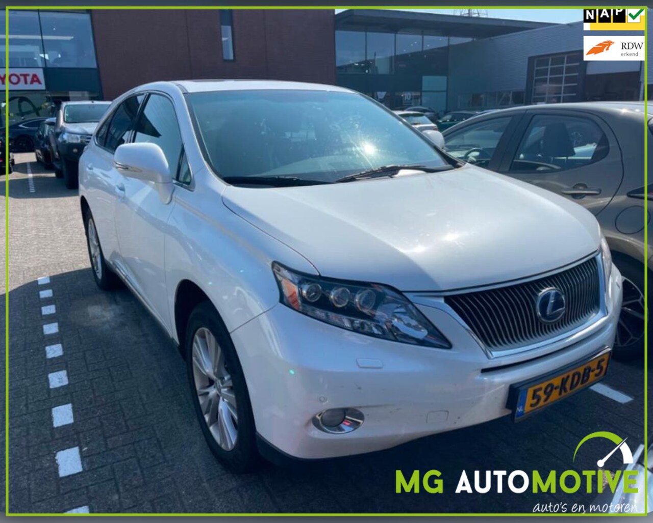 Lexus RX 450h - 4WD Tech | Leder | Dak | 1e eig | NL auto met NAP | Youngtimer - AutoWereld.nl