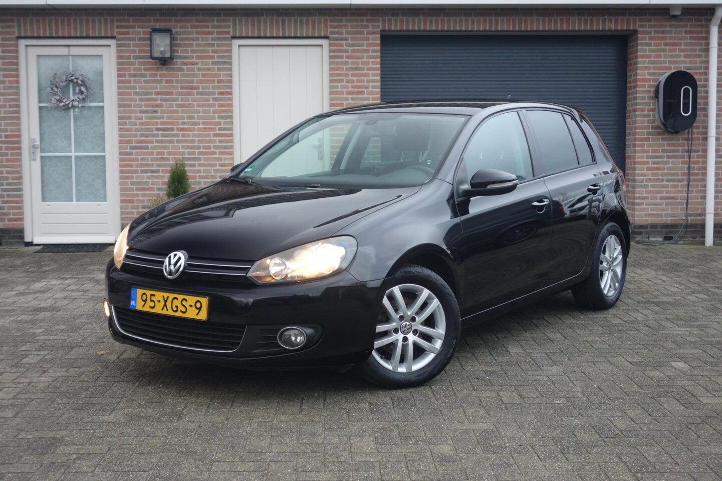 Volkswagen Golf - 1.2 TSI Highline BlueMotion 1.2 TSI Highline BlueMotion - AutoWereld.nl