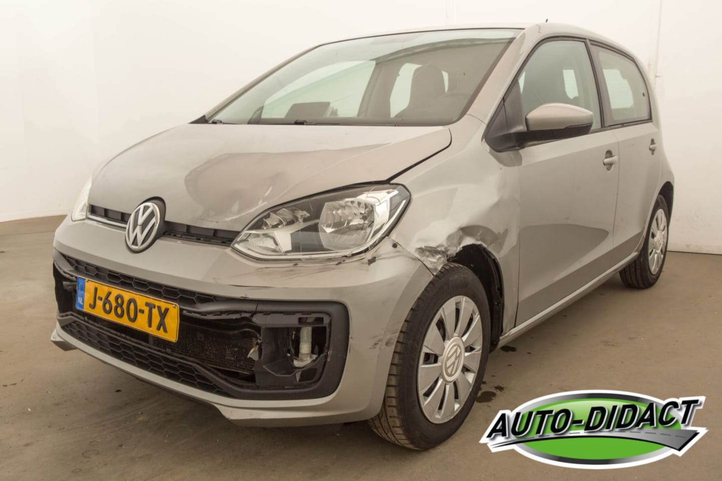 Volkswagen Up! - 1.0 BMT Automaat Move Up - AutoWereld.nl