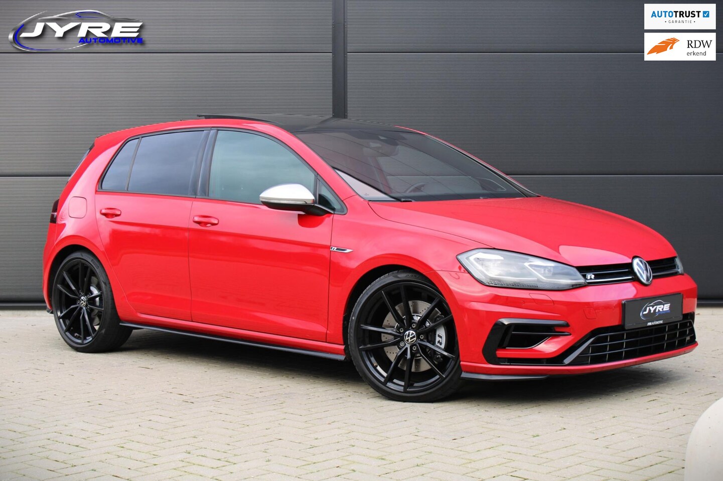 Volkswagen Golf - 2.0 TSI R 4MOTION 2.0 TSI R 4Motion 300 PK, Performance, Pano, Pretoria 19" velgen, lederen interieur, Dynau - AutoWereld.nl