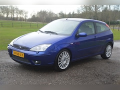 Ford Focus - 2.0-16V ST170 Vol leer PDC 17 Inch Xenon