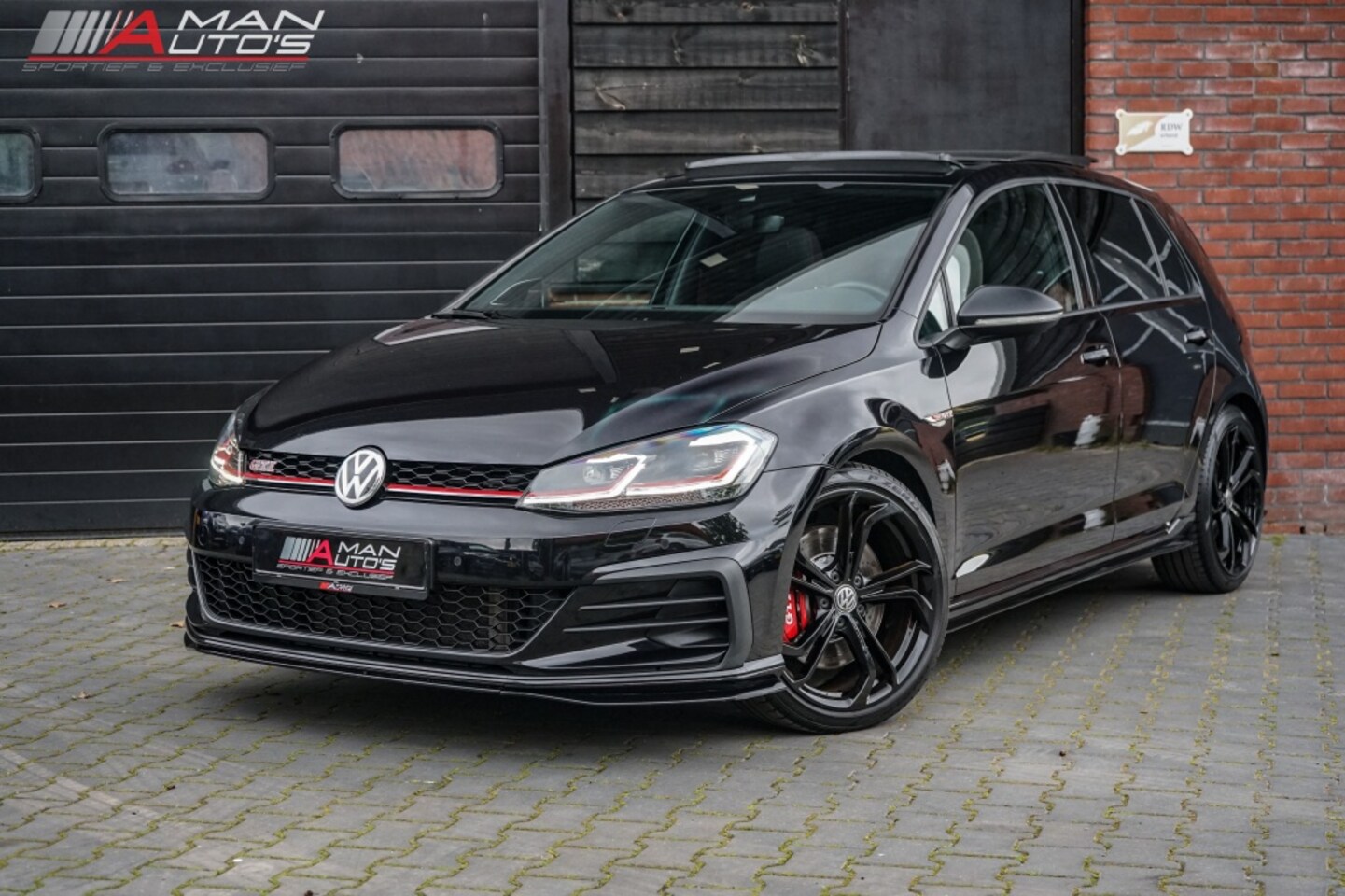 Volkswagen Golf - 2.0 TSI GTI TCR Pano/Akrapovic/Dynaudio/R-Camera/VOL - AutoWereld.nl