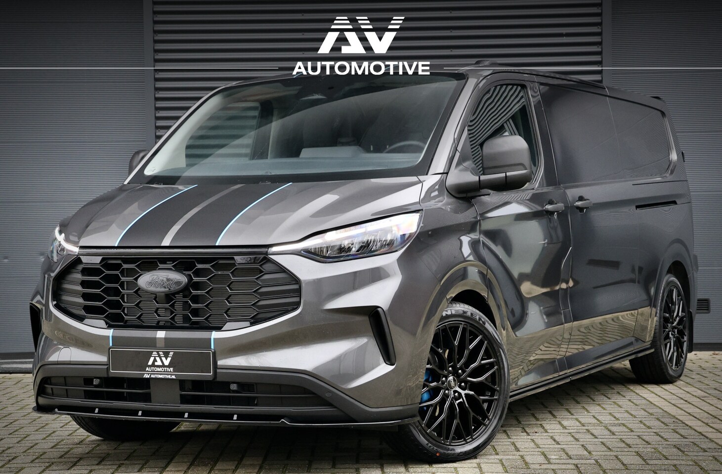 Ford Transit Custom - 320 2.0 TDCI 170PK L2H1 AUT Raptor Edition | BPM VRIJ | ACC | Blind Spot | Camera | CarPla - AutoWereld.nl