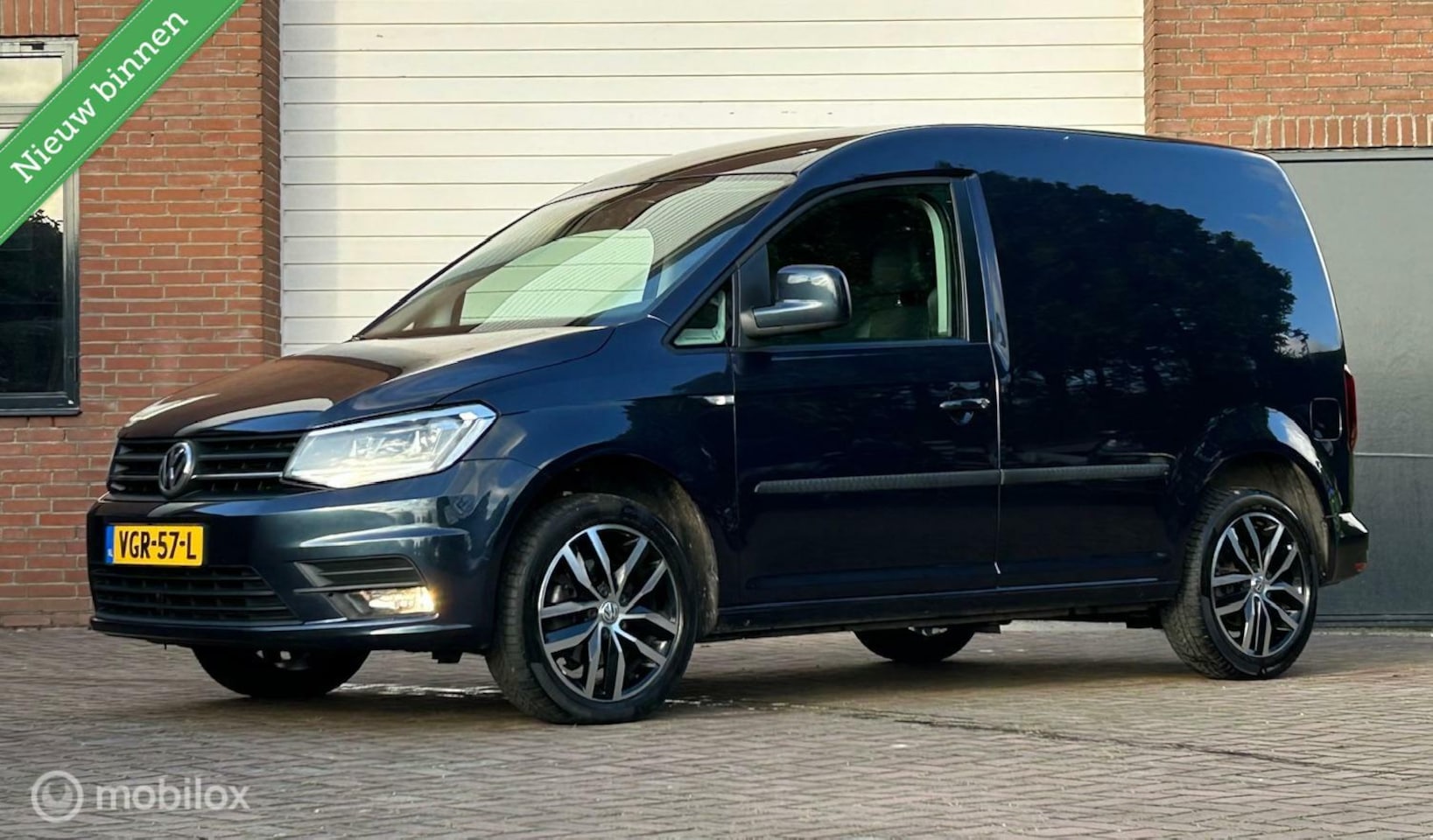 Volkswagen Caddy - Bestel 2.0 TDI L1H1 BMT C-Edition Automaat LED Apple DAB - AutoWereld.nl