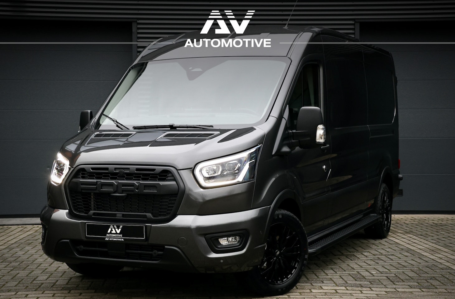 Ford Transit - 350 2.0 TDCI L3H2 165PK AUT Limited | BPM VRIJ | 360 Camera | ACC | Navigatie | Bi-Xenon | - AutoWereld.nl