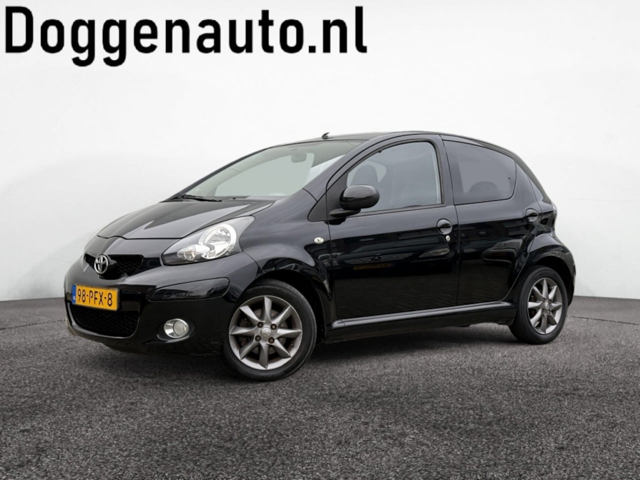 Toyota Aygo - 1.0-12V Dyn. Nav. - AutoWereld.nl