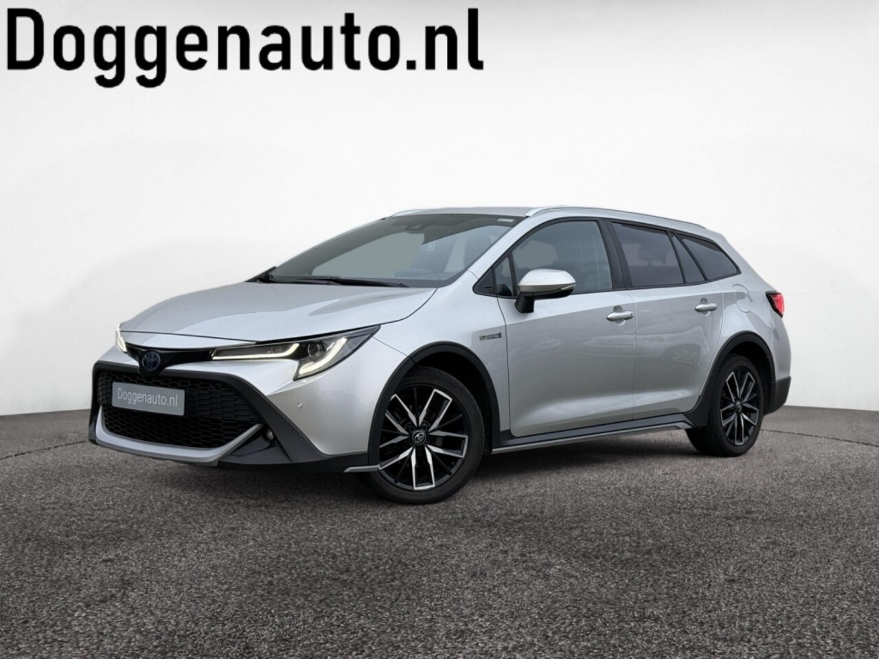 Toyota Corolla Touring Sports - 1.8 Hybrid Trek 10 jaar Garantie! - AutoWereld.nl