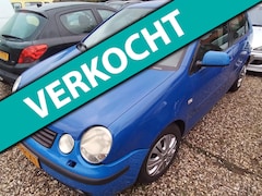 Volkswagen Polo - 1.4-16V Athene 5 drs Airco zeer lux.s Automaat TREKHAAK/AIRCO ZEER LUX.S