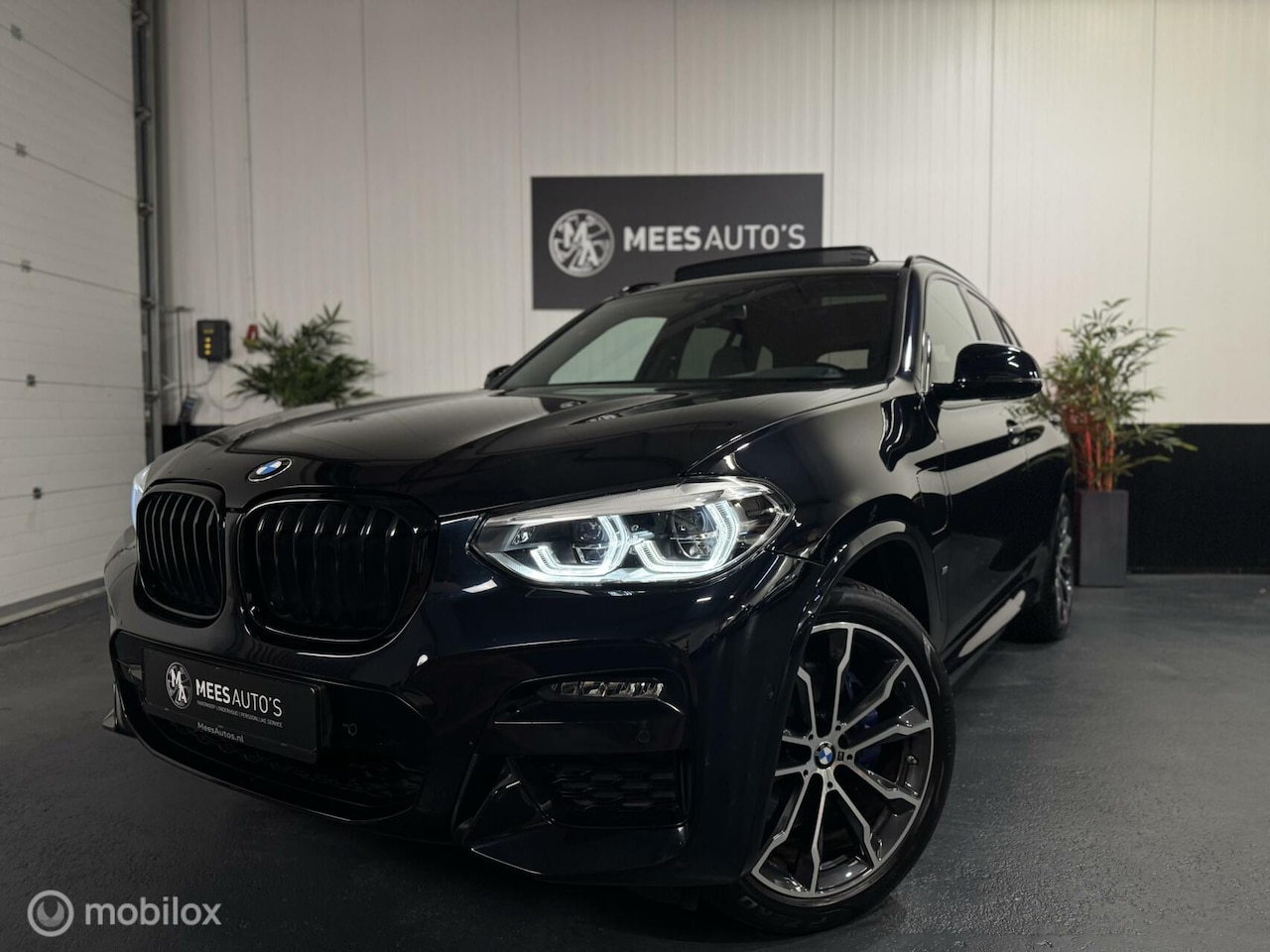 BMW X3 - xDrive30e|M-Sport|Pano|H/K Audio|HUD|Leer|Trekhaak| - AutoWereld.nl