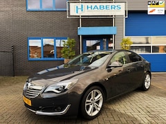 Opel Insignia - 2.0 CDTI EcoFLEX Business+ 140PK|Origineel NL|Navi|StoelVW|Led|Trekhaak|Climate|Sportstoel