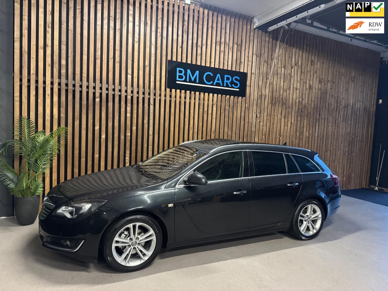 Opel Insignia Sports Tourer - 1.4 T EcoFLEX Business+ Camera|Leer|Xenon - AutoWereld.nl