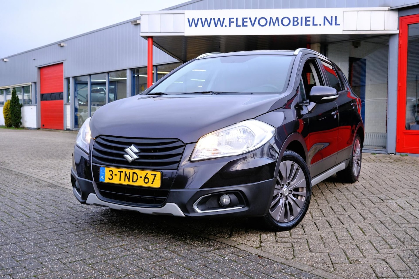 Suzuki SX4 S-Cross - 1.6 Edition Pro Aut. Navi|Clima|Cam|LMV - AutoWereld.nl