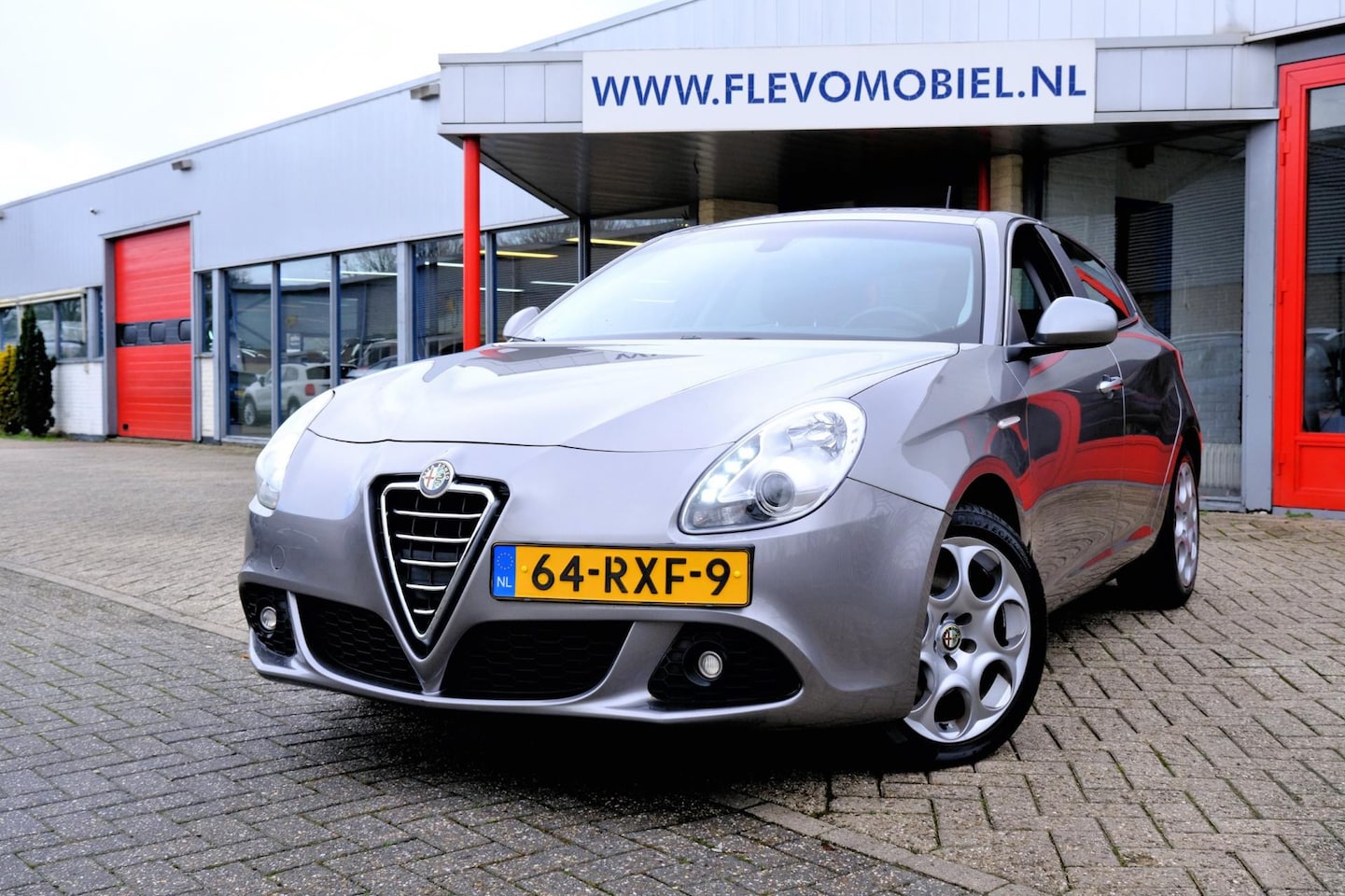 Alfa Romeo Giulietta - 1.4 T 170pk Distinctive Leder|Clima|LMV - AutoWereld.nl