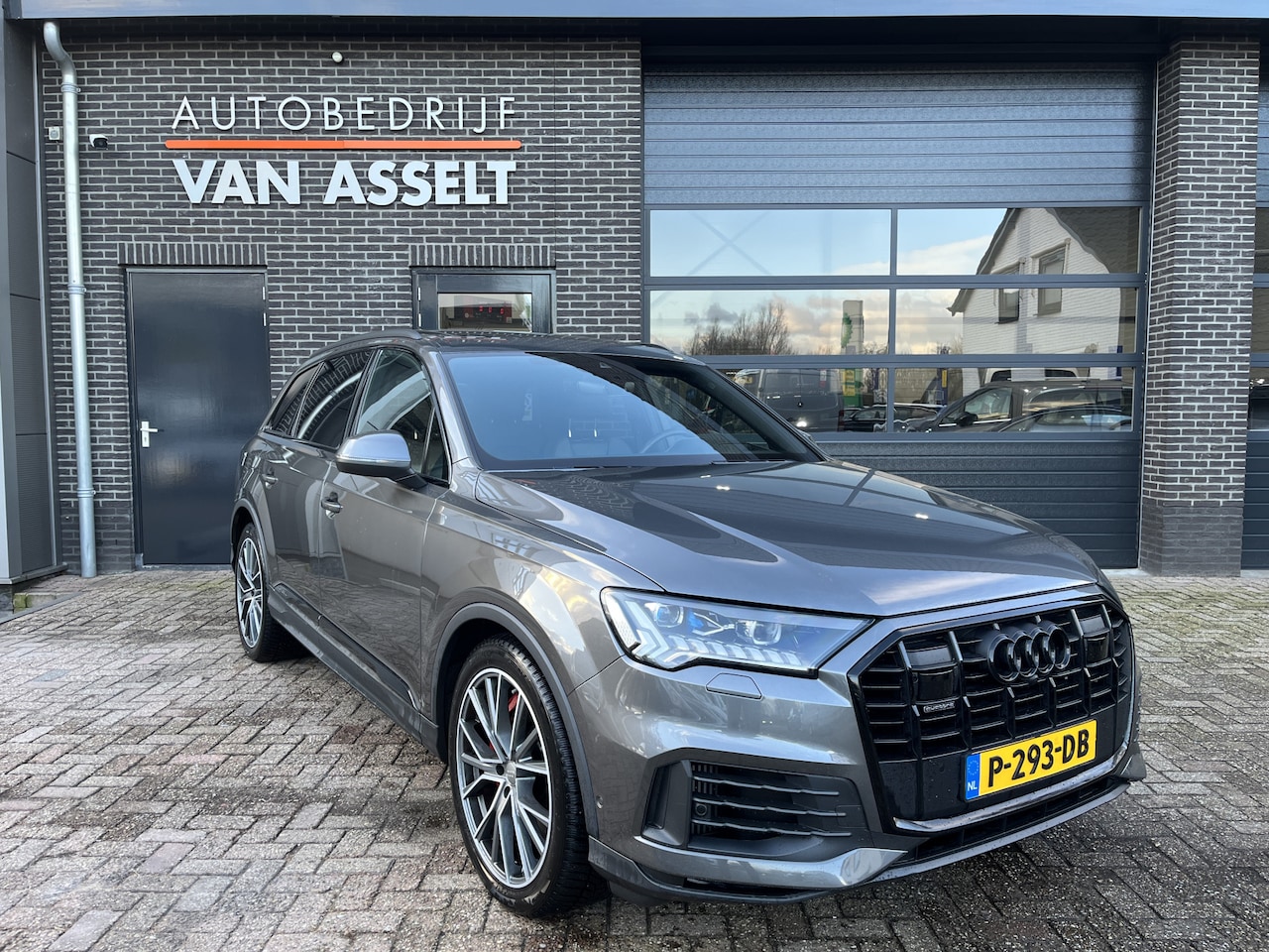 Audi Q7 - 55 TFSI e quattro Pro Line S Plus Panoramadak , Trekhaak - AutoWereld.nl