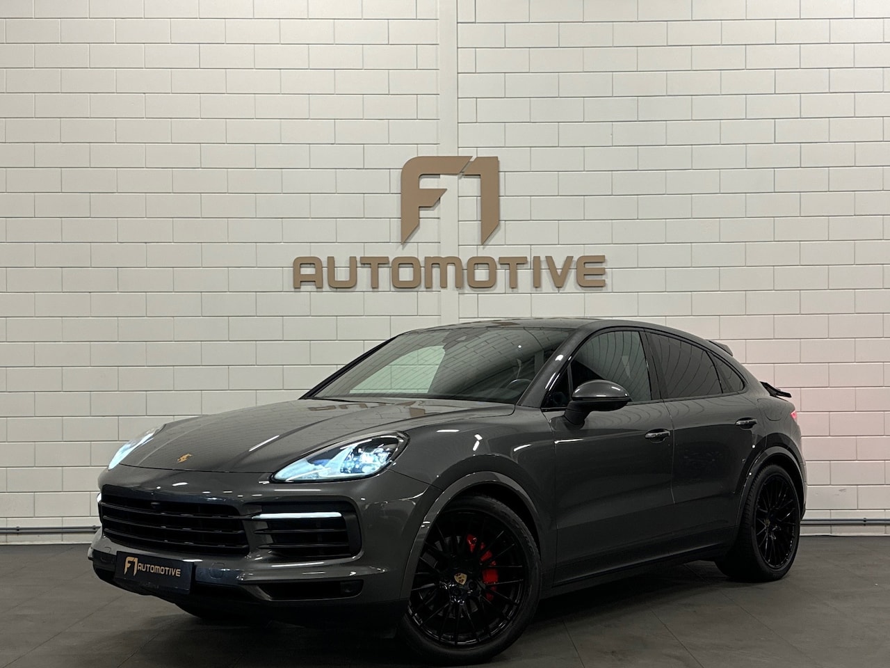 Porsche Cayenne Coupé - 3.0 E-Hybrid Pano|360c|Trekhaak|Chrono - AutoWereld.nl