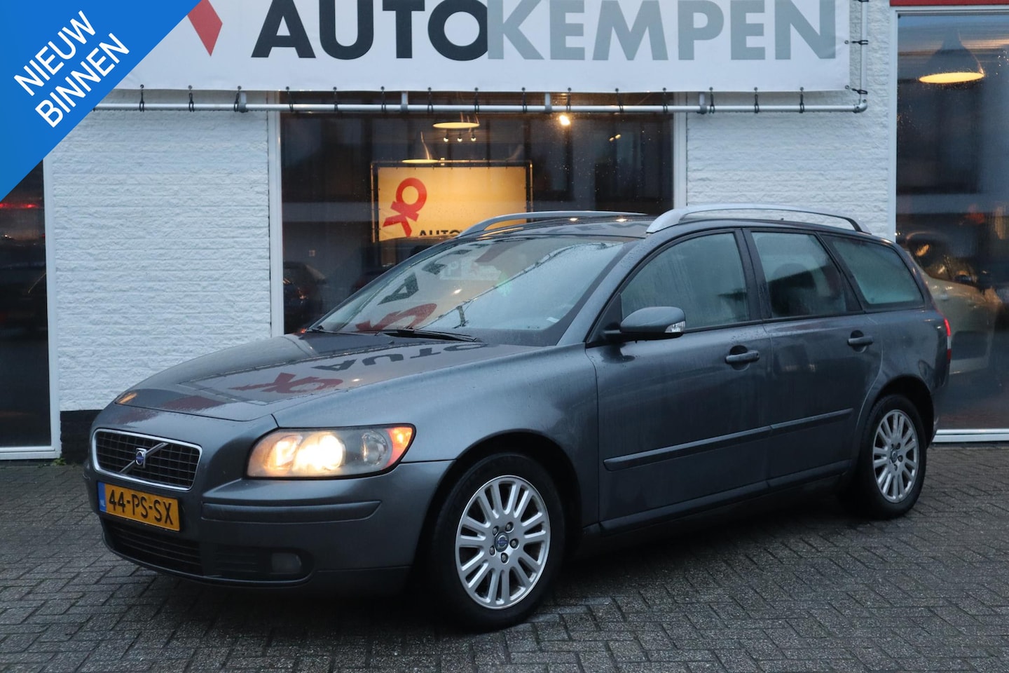 Volvo V50 - 2.0D Momentum luchtmassameter moet vervangen. APK 06-2025 - AutoWereld.nl