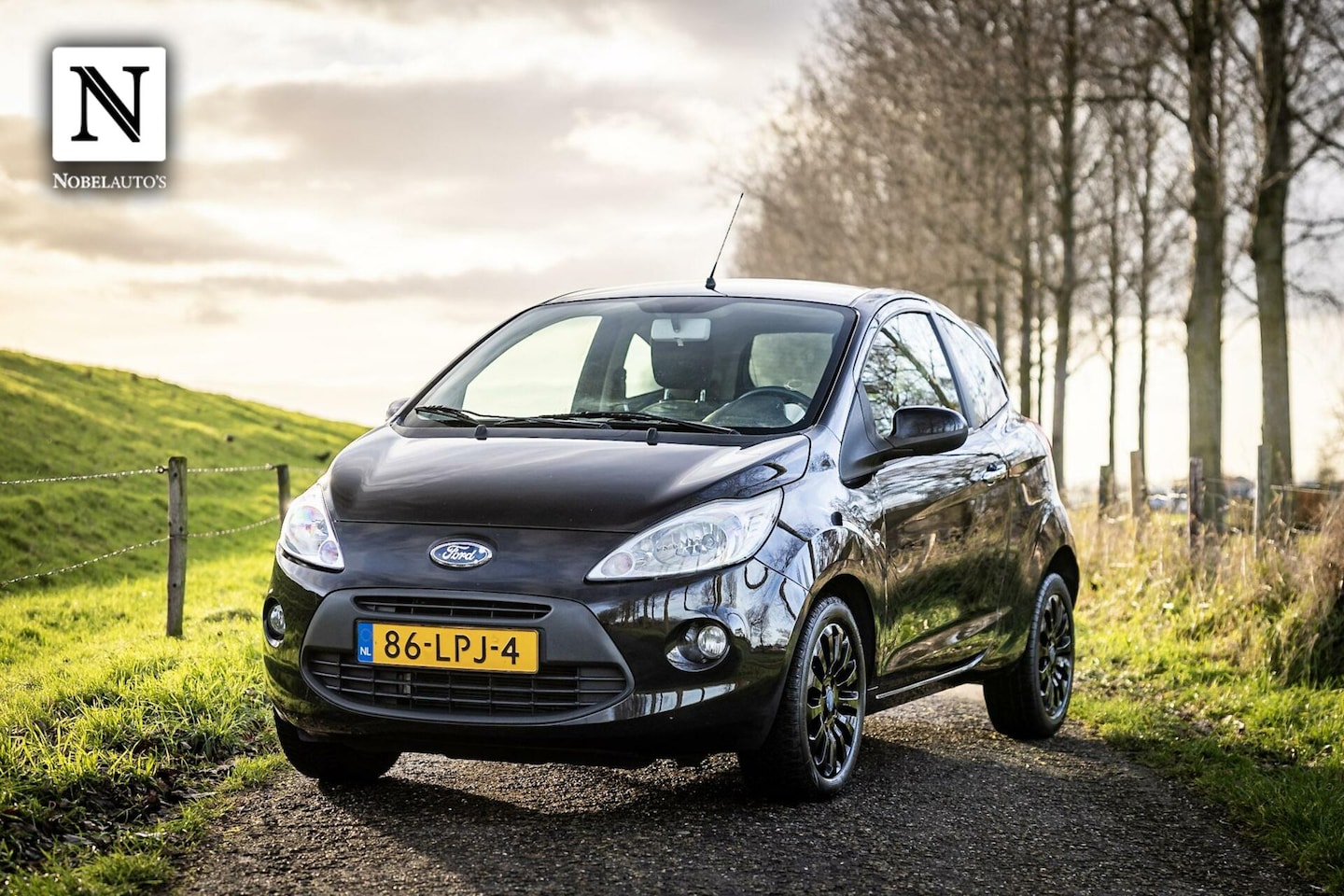 Ford Ka - 1.2 Titanium X | Nieuwe DBriem | Nap | All seasons - AutoWereld.nl