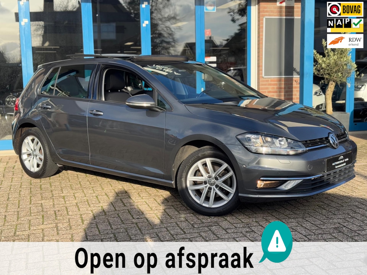 Volkswagen Golf - 1.5 TSI Highline BusinessR 2019 AUT PANO ACC - AutoWereld.nl