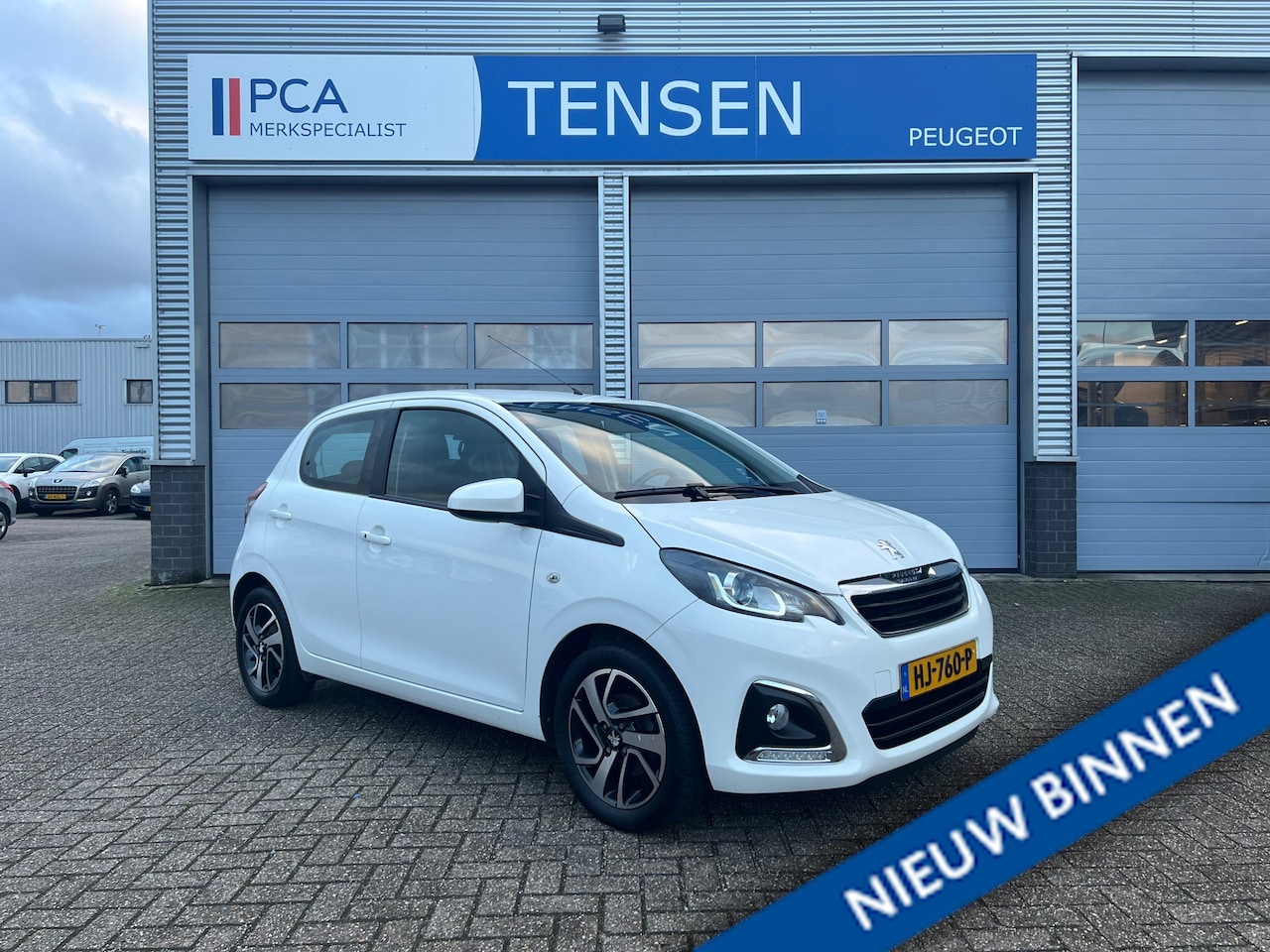 Peugeot 108 - 1.2 Puretech Allure | Keyless | Climate control | Achteruitrijcamera | Trekhaak - AutoWereld.nl