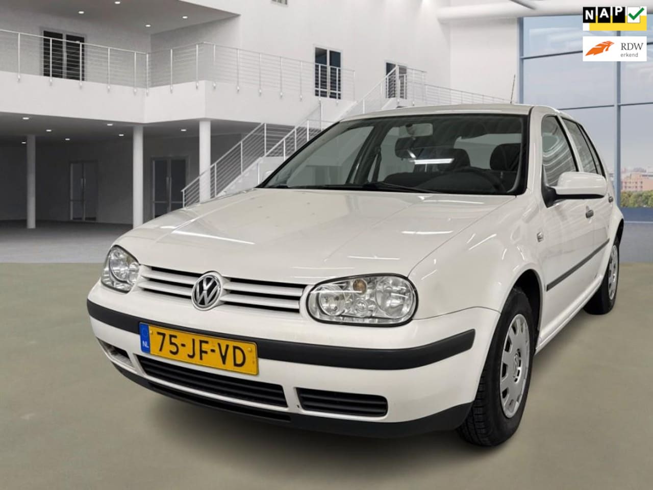 Volkswagen Golf - 1.6-16V 1.6-16V - AutoWereld.nl