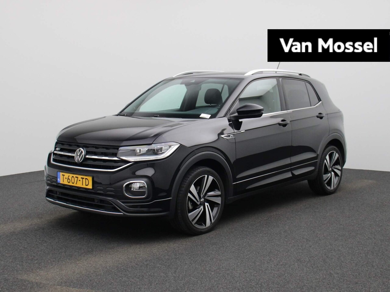 Volkswagen T-Cross - 1.0 TSI R-Line | Automaat | R-line | Stoelverwarming | Navigatie | Beats audio | Camera | - AutoWereld.nl