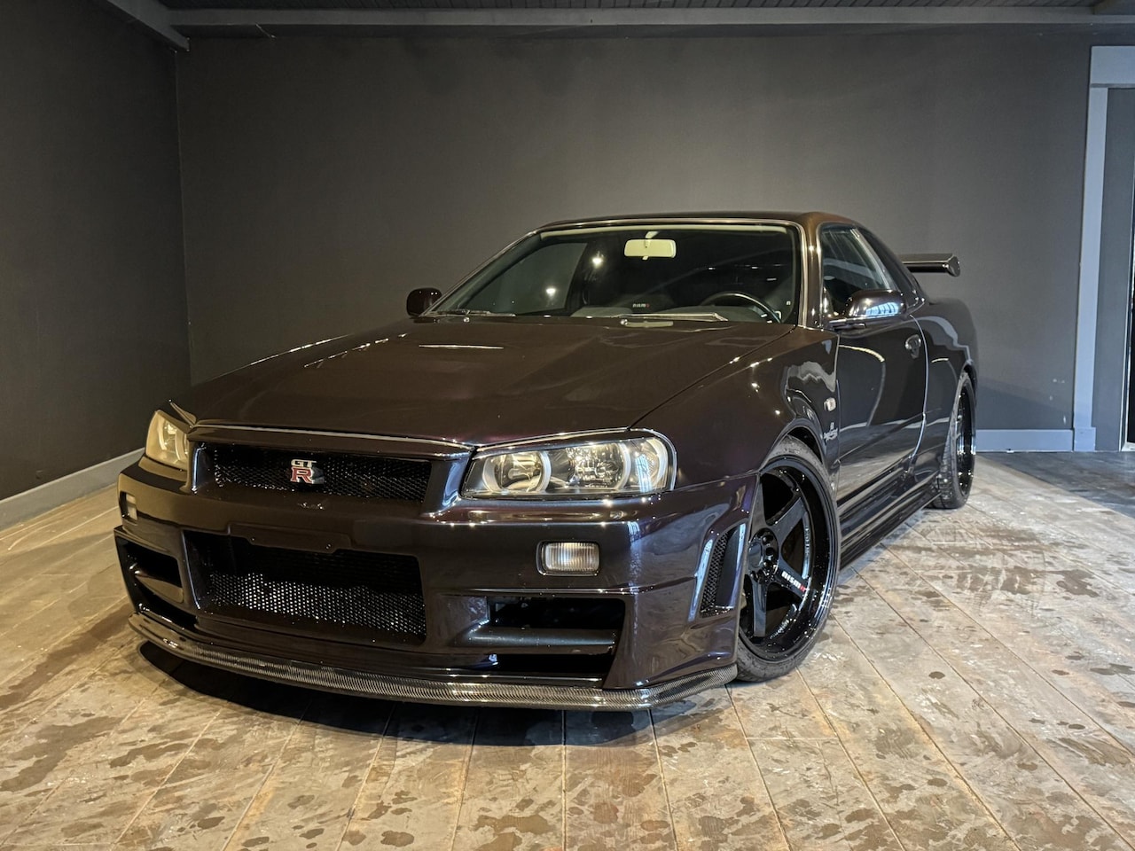 Nissan GT-R - Skyline R34 GTR series 1 Midnight Purple II - AutoWereld.nl