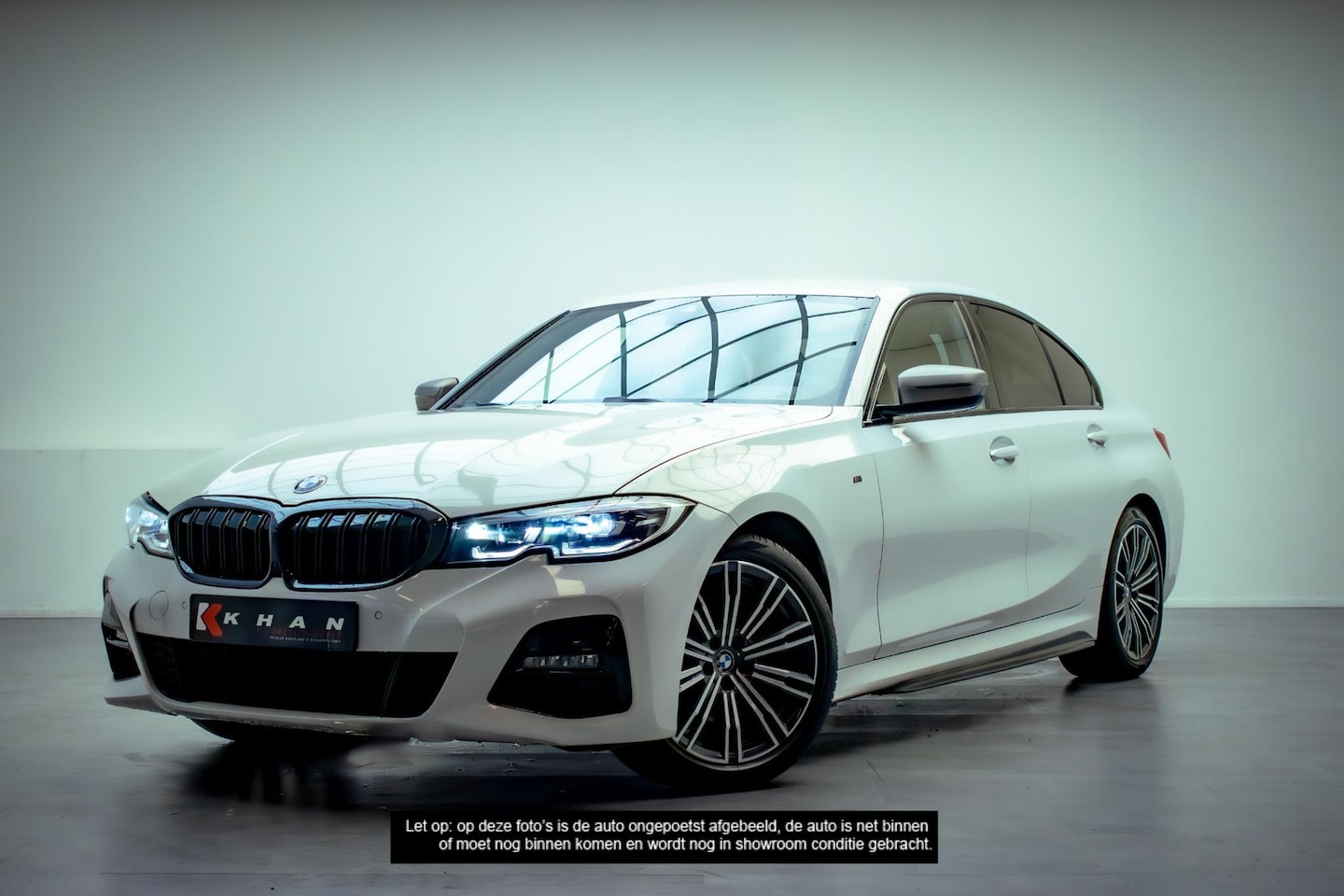 BMW 3-serie - 320i Business Edition M Pakket| Carbon - AutoWereld.nl