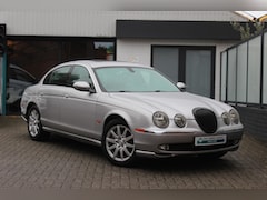 Jaguar S-type - 2.5 V6 Executive LEES TESKT