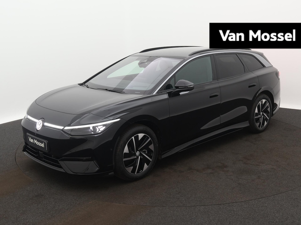 Volkswagen ID.7 Tourer - Pro S Business 86 kWh 286 PK | Elektrisch verstelbare stoelen | Apple Carplay | 360 camera - AutoWereld.nl