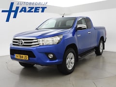 Toyota HiLux - 2.4 D-4D-F 150 PK 4X4 XTRA CAB COOL COMFORT + 3200 KG TREKHAAK / NAVIGATIE / DEALER ONDERH