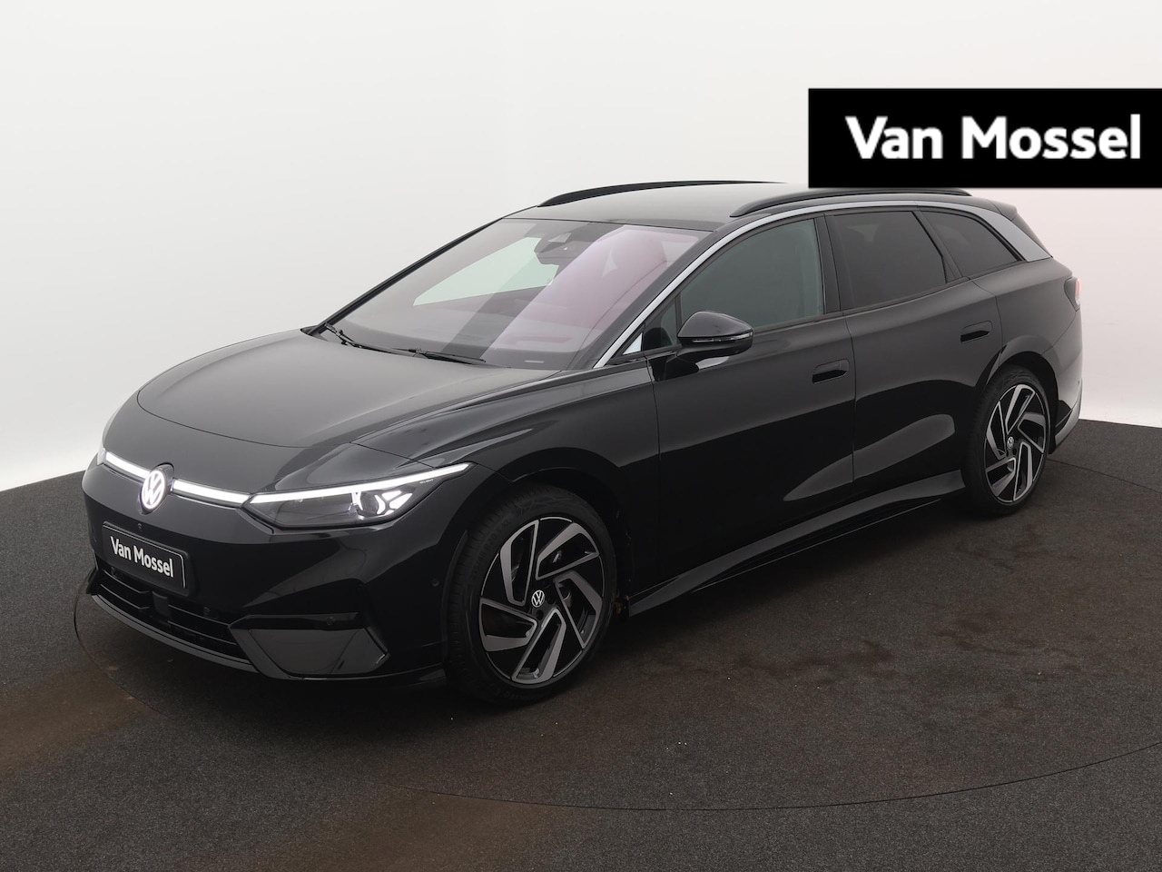 Volkswagen ID.7 Tourer - Pro Business 77 kWh | Dodehoek sensoren | Head up display | Navigatie | Apple Carplay | 36 - AutoWereld.nl