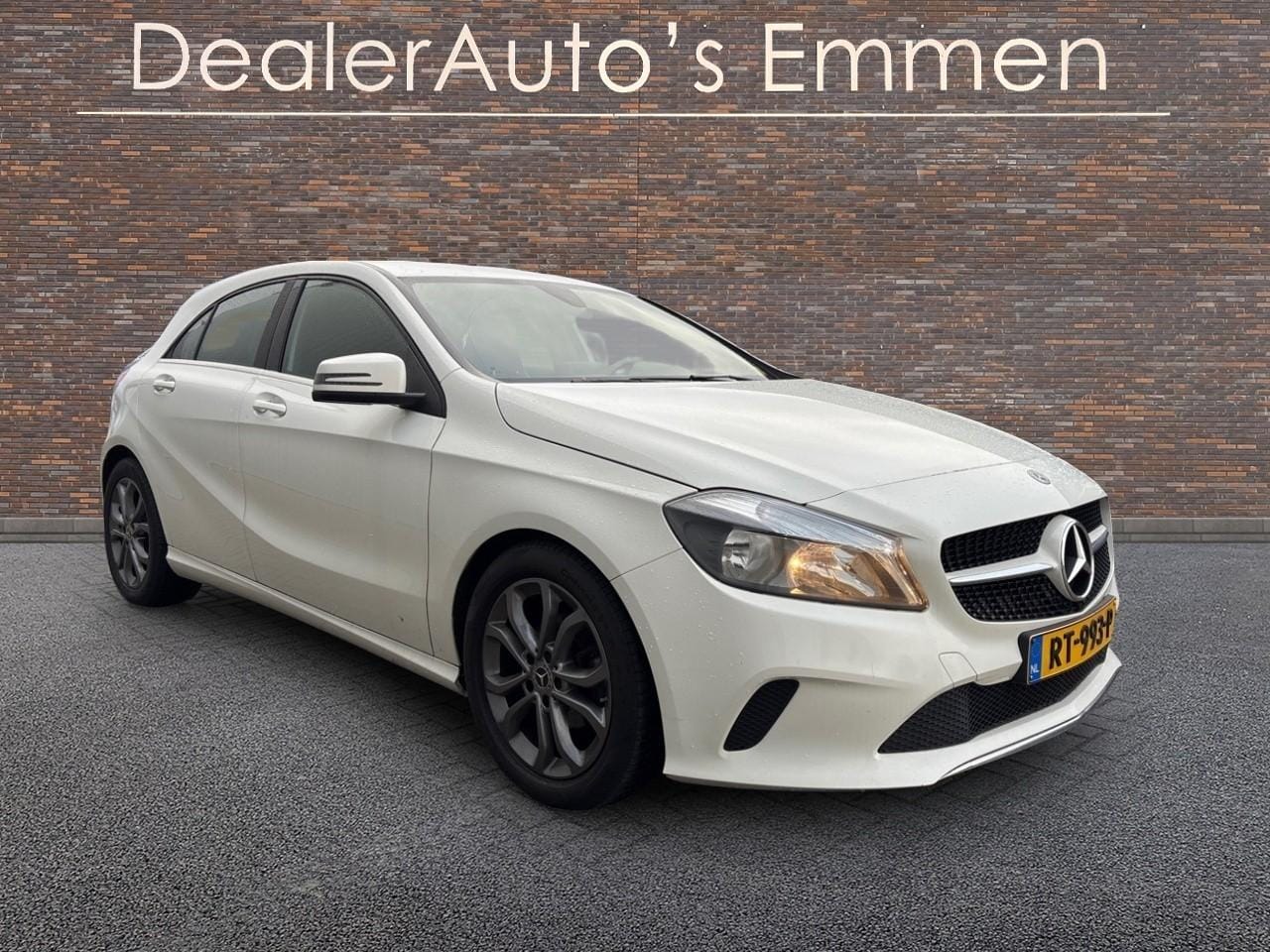 Mercedes-Benz A-klasse - 180 ECC LMV NAVIGATIE CRUISE - AutoWereld.nl