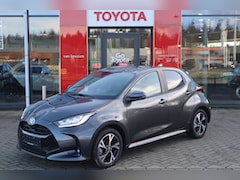 Toyota Yaris - 1.5 HYBRID DYNAMIC APPLE/ANDROID LMV16" LED KEYLESS STOEL/STUURVERW. PRIVACY-GLASS DRAADLO