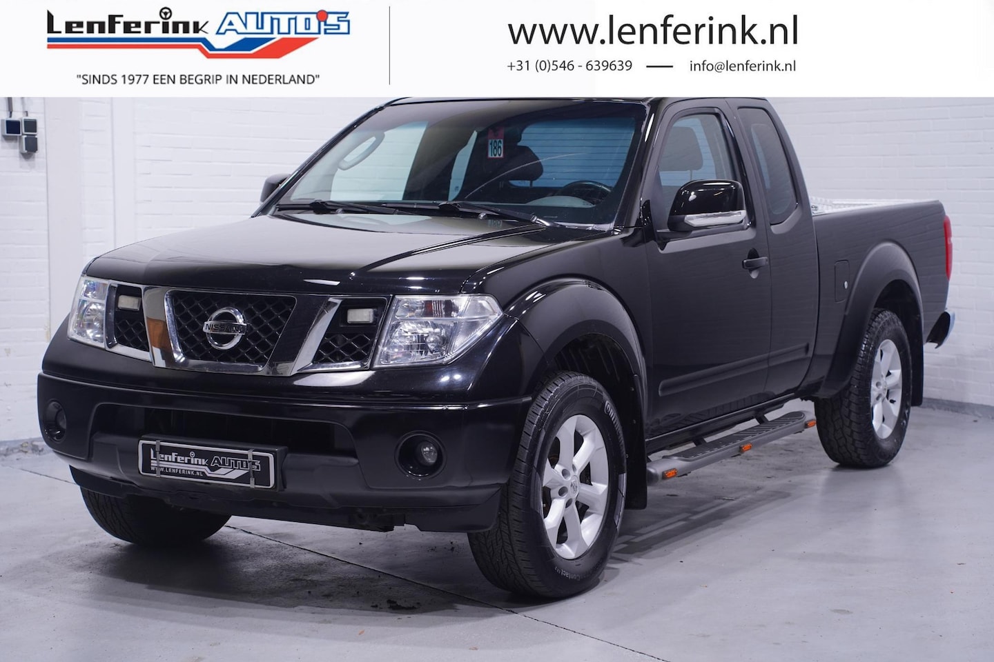 Nissan Navara - 2.5 dCi 170 pk AWD King Cab 2-Zits Airco Trekhaak 3.000 kg, Gereedschapskist laadruimte, A - AutoWereld.nl