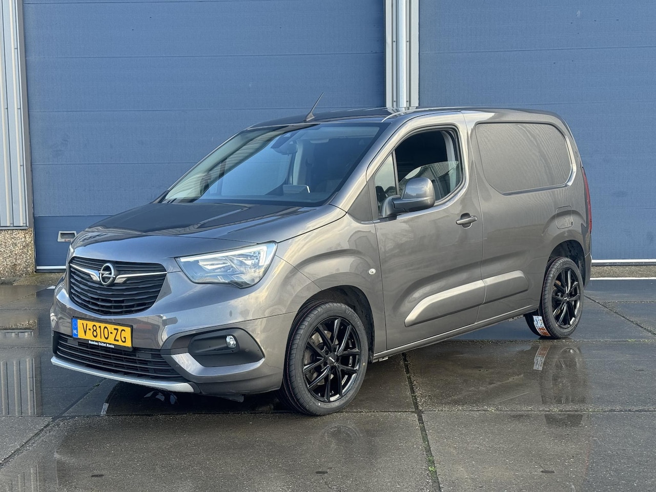 Opel Combo - 1.6D L1H1 Innovation STOEL VERWARMING / AIRCO / NAVI / CRUISE CONTROLE / EURO 6 - AutoWereld.nl