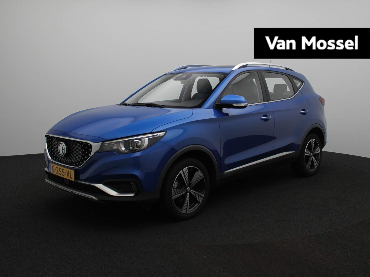 MG ZS - EV Luxury 45 kWh | 1e-Eigenaar | Panoramadak | Leder | Camera | Apple CarPlay | Adaptive C - AutoWereld.nl