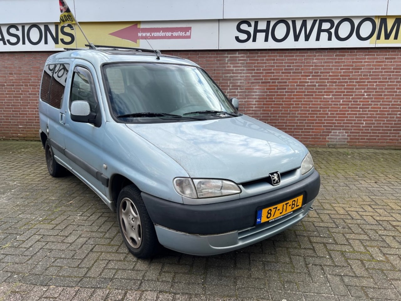 Peugeot Partner - 1.6-16V VTC Combispace Zenith Youngtimer!! - AutoWereld.nl