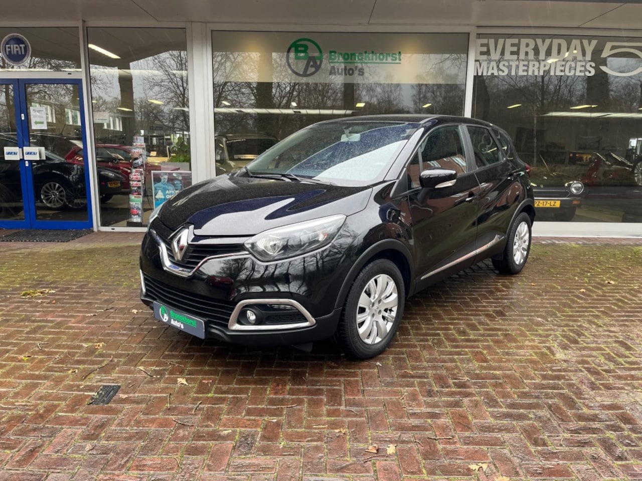 Renault Captur - 1.2 TCE DYNAMIQUE Automaat - AutoWereld.nl